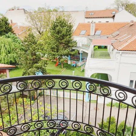 Danube Star 3 *